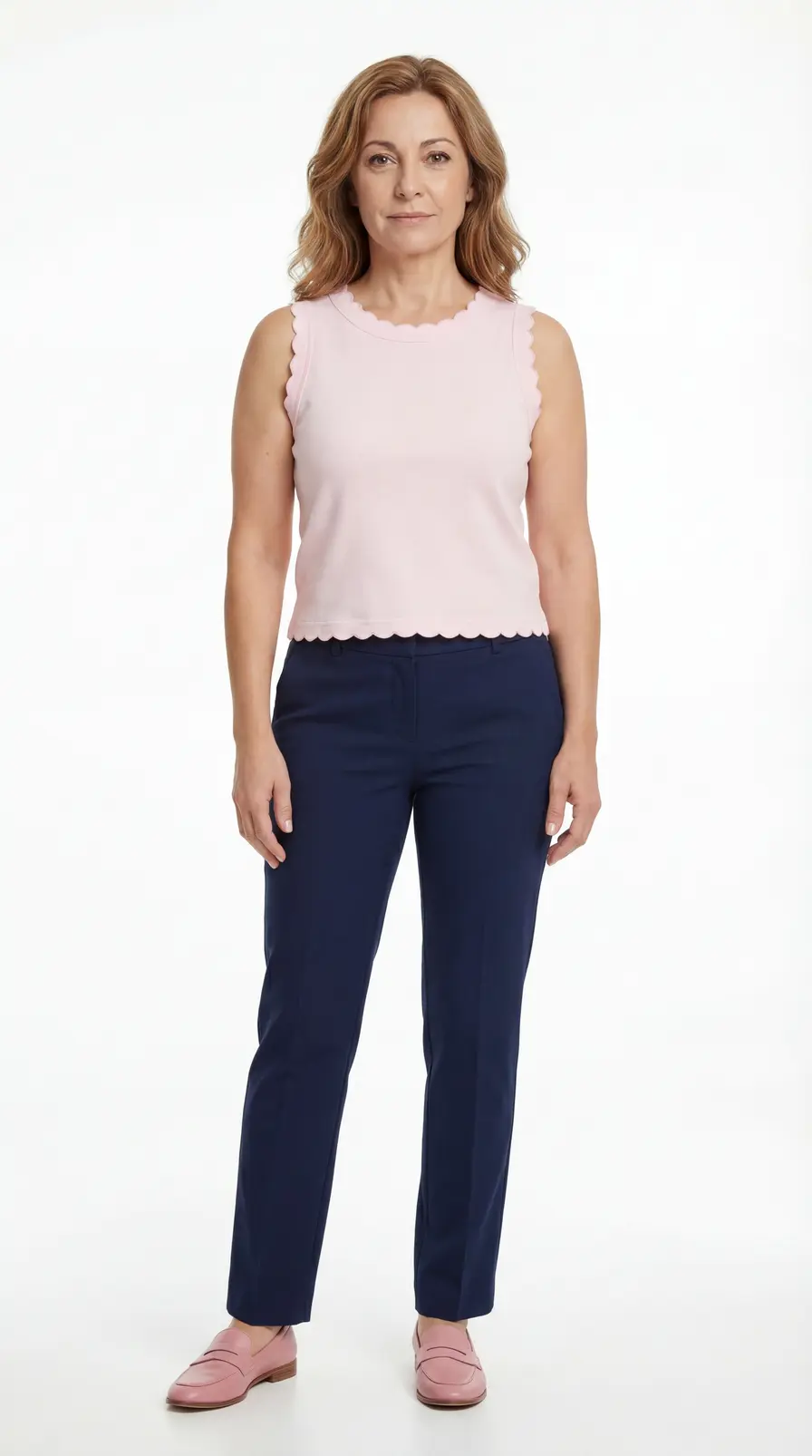 Top sin mangas rosa con ribete festoneado