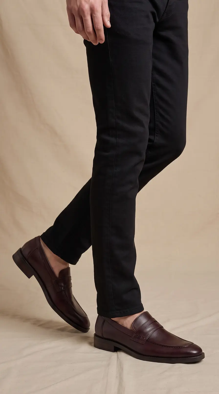 Front View Half Body Three Quarter Footwear