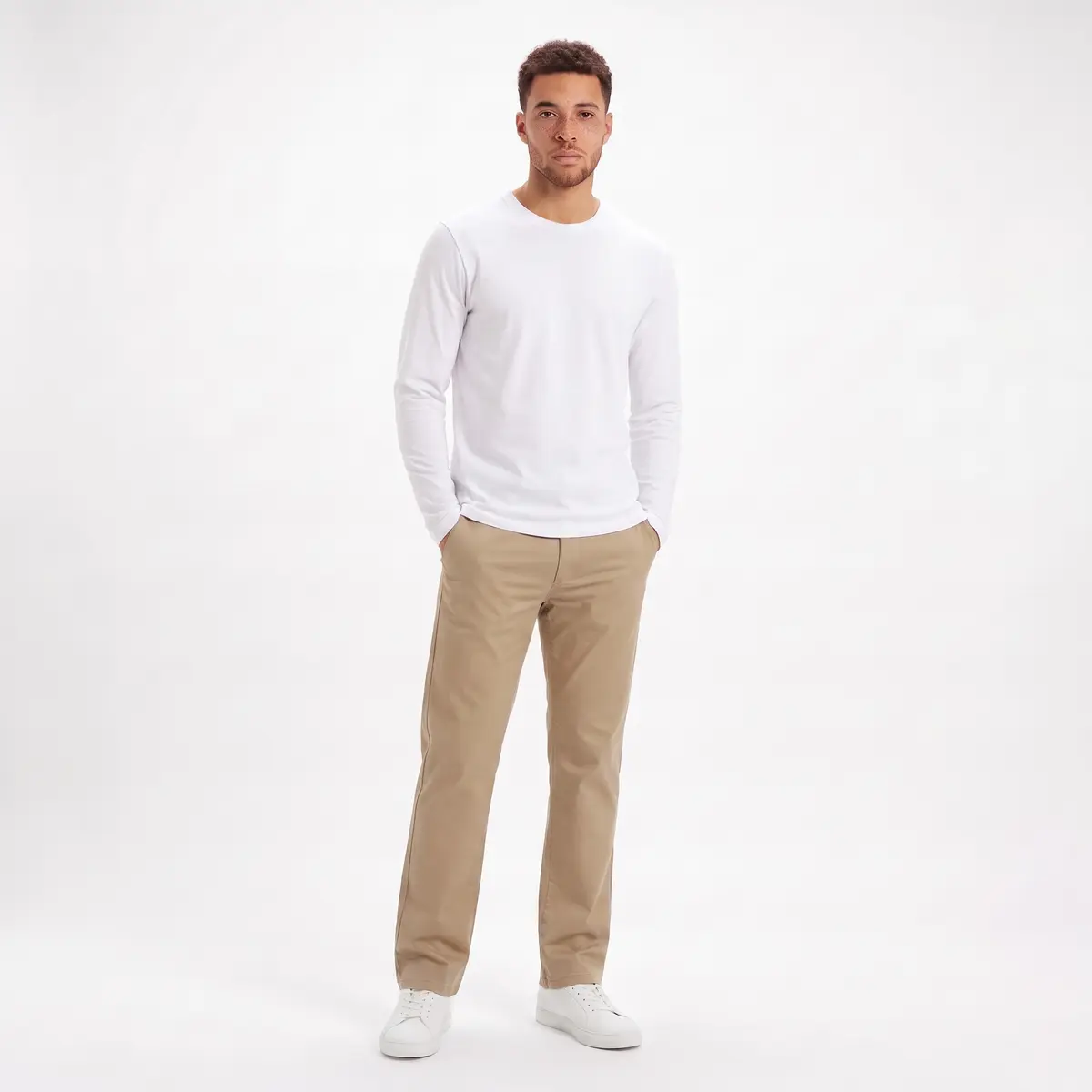 Pantalones Chinos de Corte Recto Color Caqui