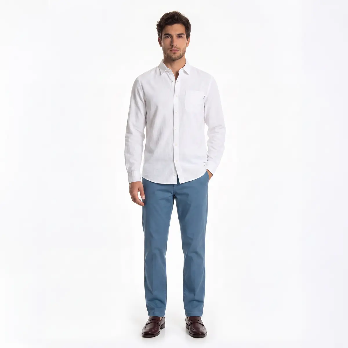 Pantalones chinos azules de pernera recta